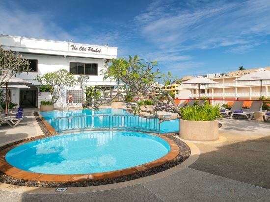 Фото The Old Phuket Karon Beach Resort