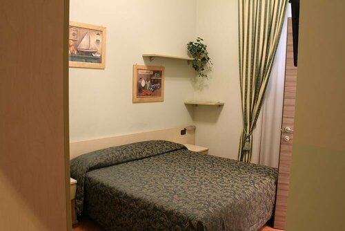 Гостиница Hotel Cavallo Bianco в Новаре