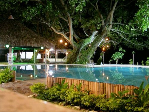 Гостиница Golden Sunset Beach Club в Провинции Камигин