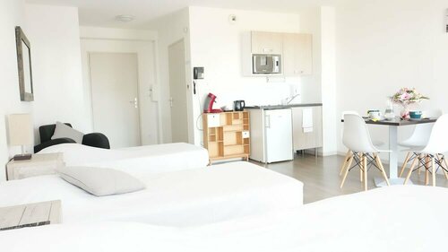 Гостиница Zenao Appart'hotel Moulins-Yzeure в Мулене