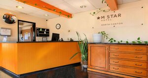Гостиница M Star North Canton