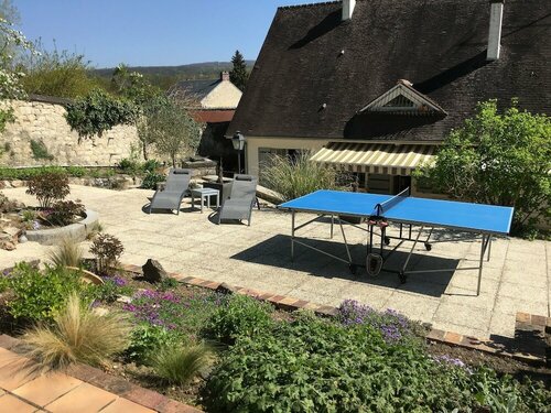 Гостиница Ambition Zen Presles в Сарселе