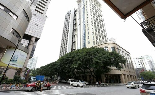 Ruide Apartment Zhongyong Jinyu Branch