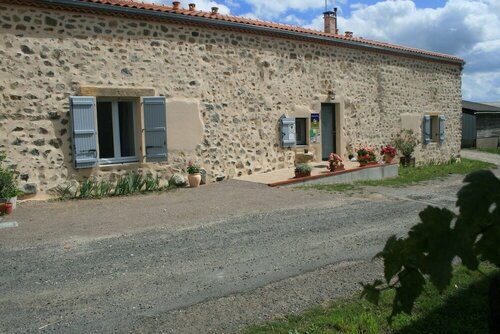 Гостиница Chambres d'hôtes Les Galaines в Конфолане