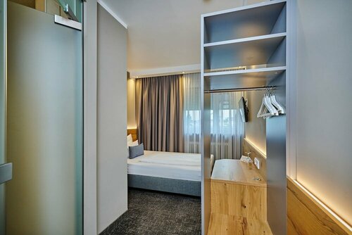 Гостиница Hotel Westend в Фюрте