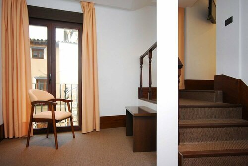 Гостиница Hotel Domus Plaza Zocodover в Толедо