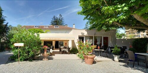 Гостиница Logis le Printemps в Монтелимаре