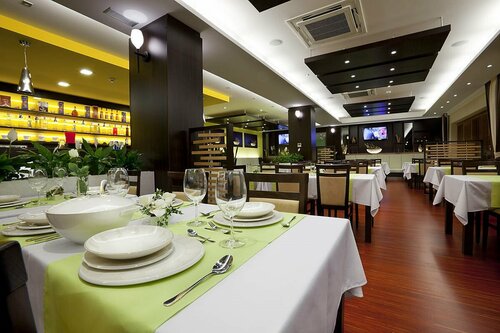 Гостиница Hotel Viktor в Братиславском крае