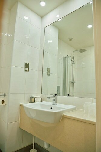 Гостиница Briar Court Hotel в Хаддерсфилде