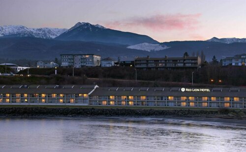 Гостиница Red Lion Hotel Port Angeles Harbor в Порт Анжелес