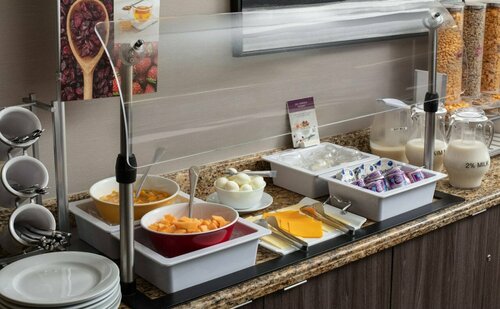 Гостиница Residence Inn by Marriott Irvine Spectrum в Лейк Форест