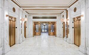 Гостиница Club Quarters Hotel Wacker at Michigan