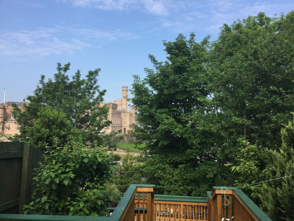 Фото Castle Viewpoint Bed and Breakfast