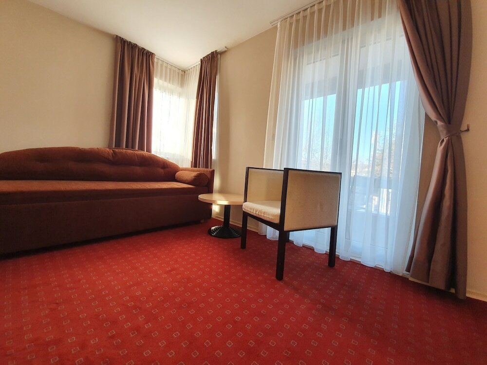 Фото Hotel Brotnjo