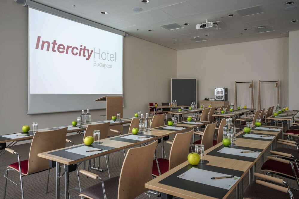 Фото IntercityHotel Budapest