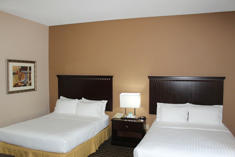Фото Holiday Inn Express Kansas City-Liberty, an Ihg Hotel