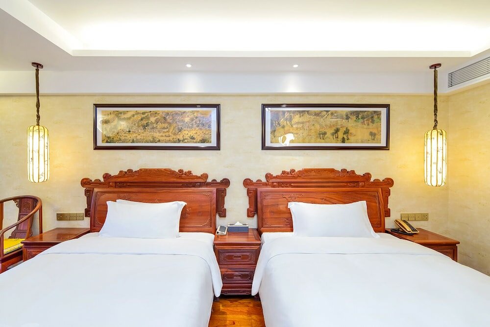 Фото Mercure Chongqing Downtown