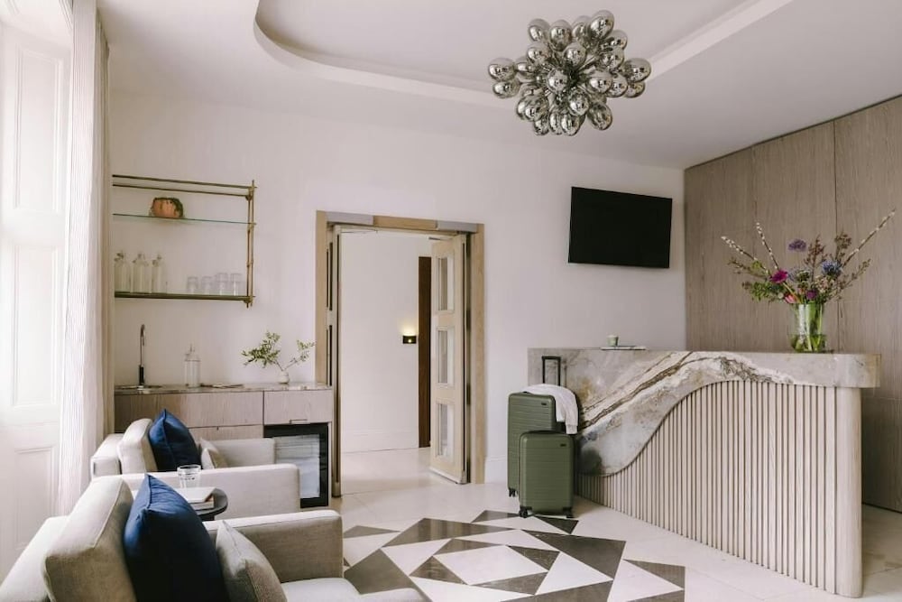 Фото Sonder The Voyage