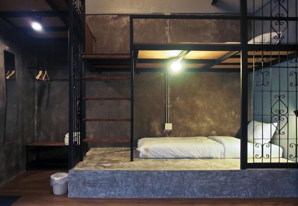 Фото Silom Space Hostel