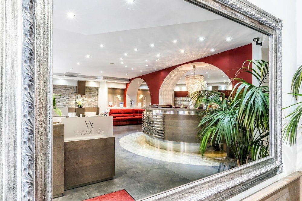 Фото Hôtel de Suède