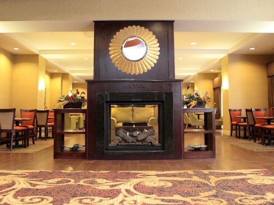 Фото Hampton Inn Milan Tn