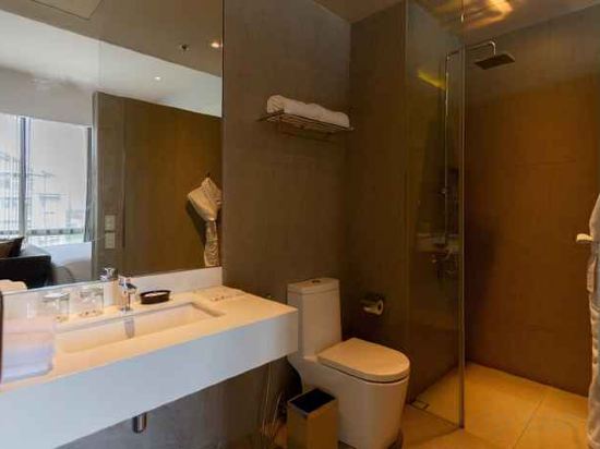 Фото Privato Quezon City