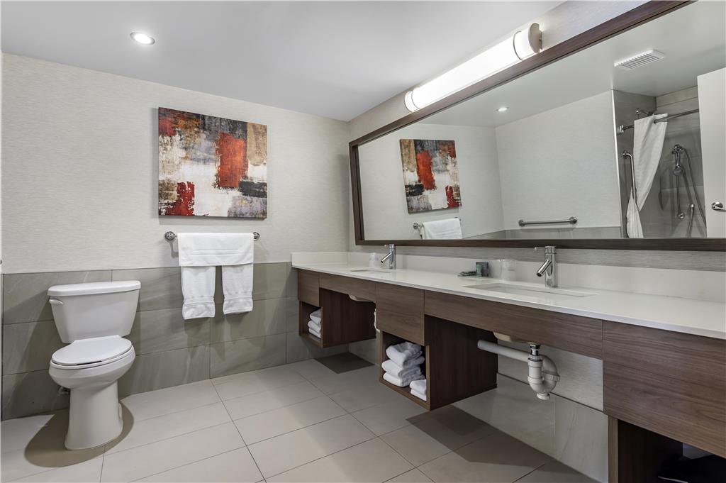 Фото Best Western Hotel Brossard