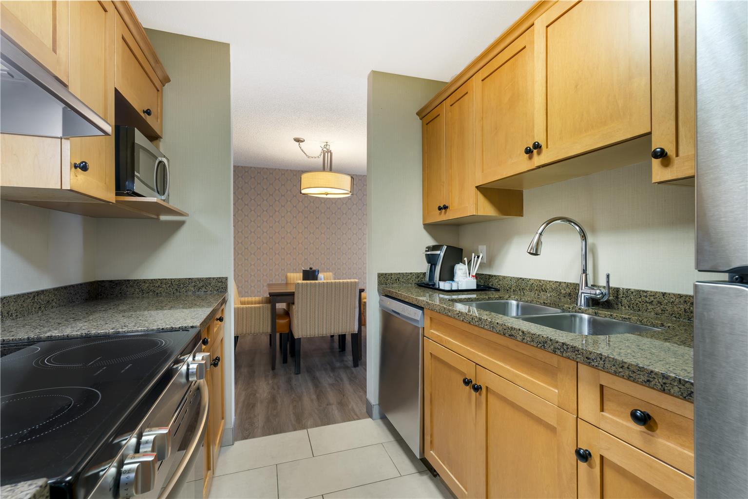 Фото Best Western Plus Country Meadows Inn