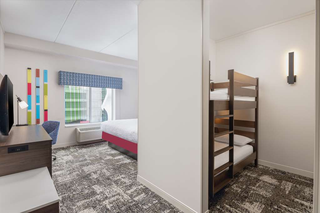 Фото Hampton Inn & Suites Rochester Downtown