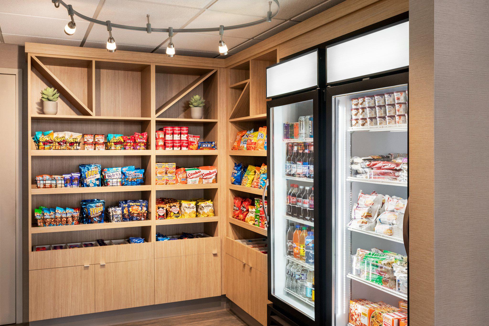 Фото Holiday Inn Hotel & Suites Council Bluffs I-29, an Ihg Hotel