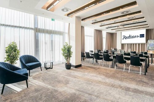 Гостиница Radisson Blu Hotel, Hamburg в Гамбурге