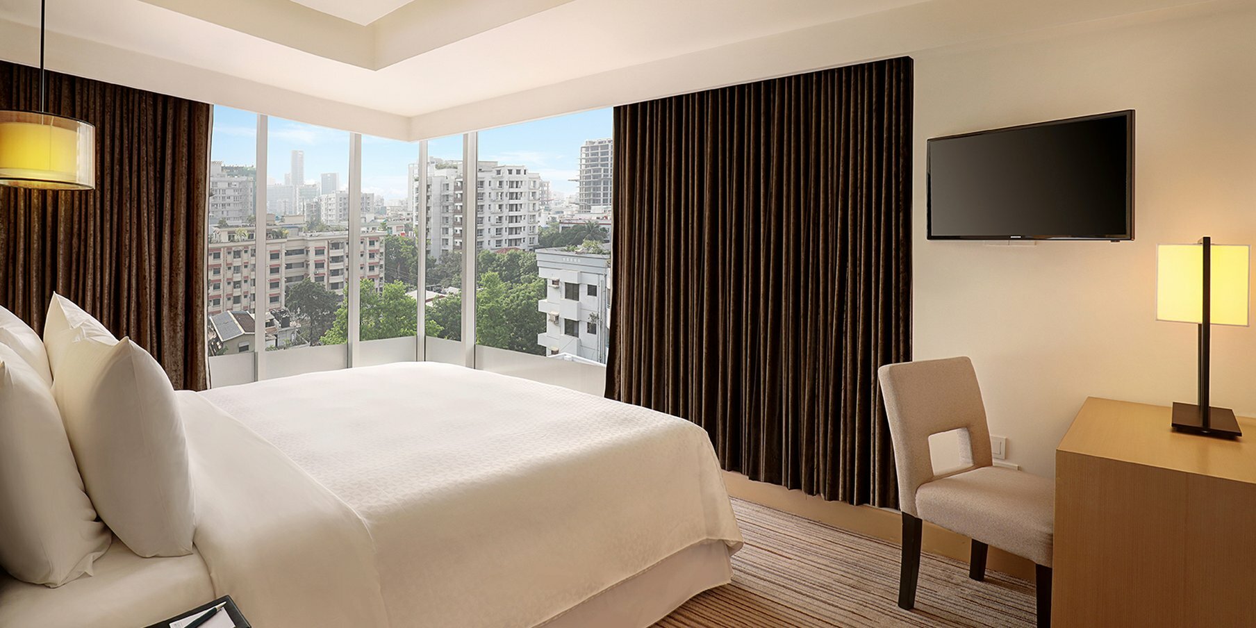 Фото Crowne Plaza Dhaka Gulshan by IHG Hotel