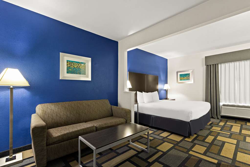 Фото Best Western Galleria Inn & Suites