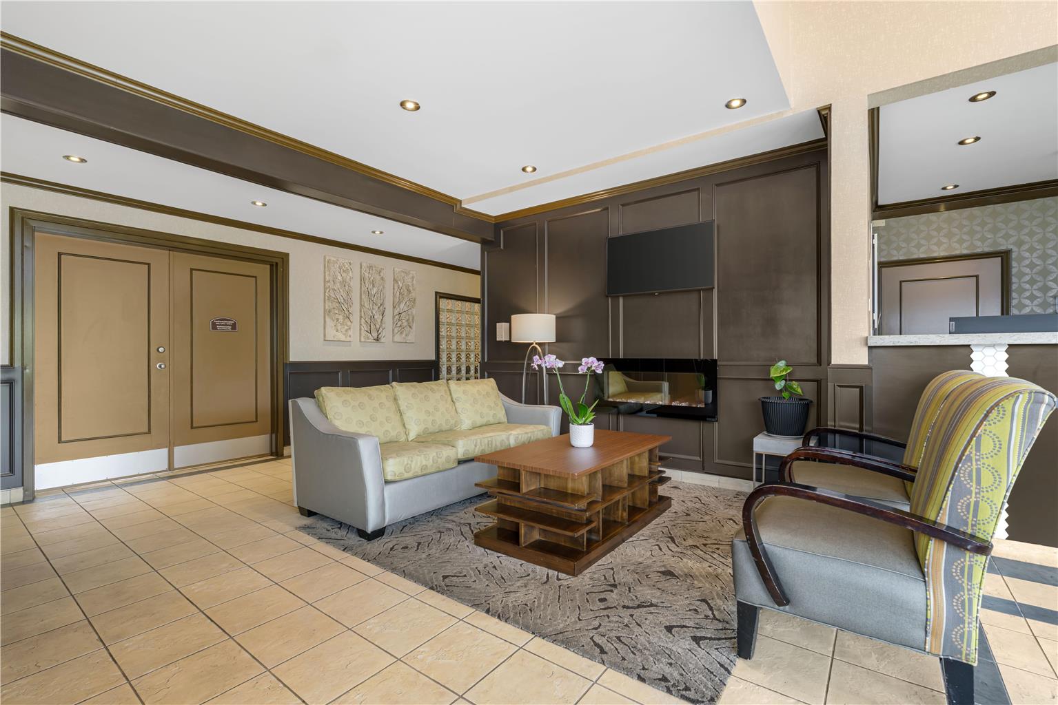 Фото Best Western King George Inn & Suites