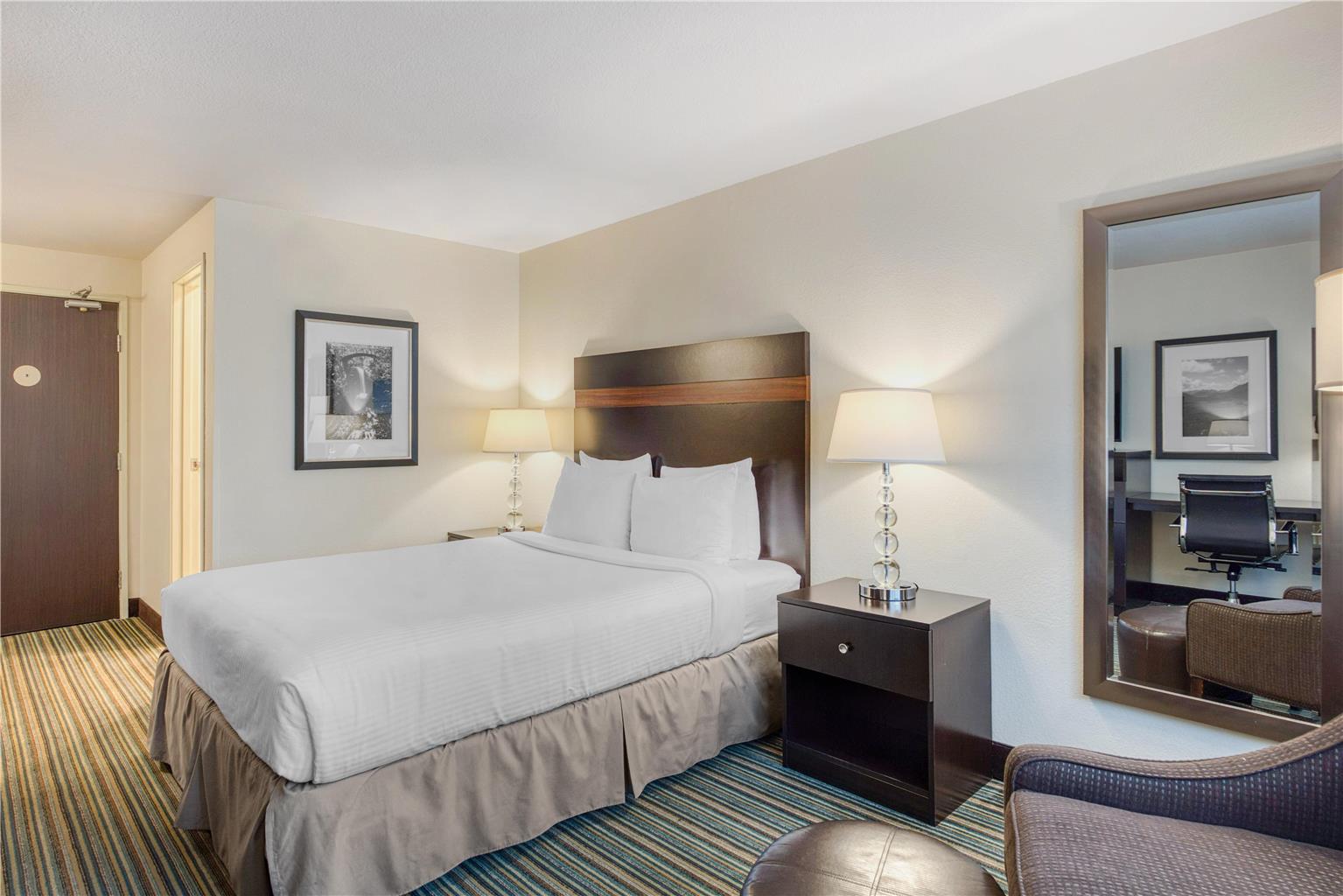 Фото Best Western Alderwood
