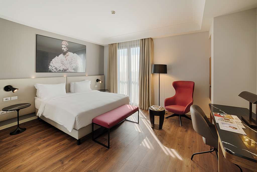 Фото Radisson Blu Hotel Milan