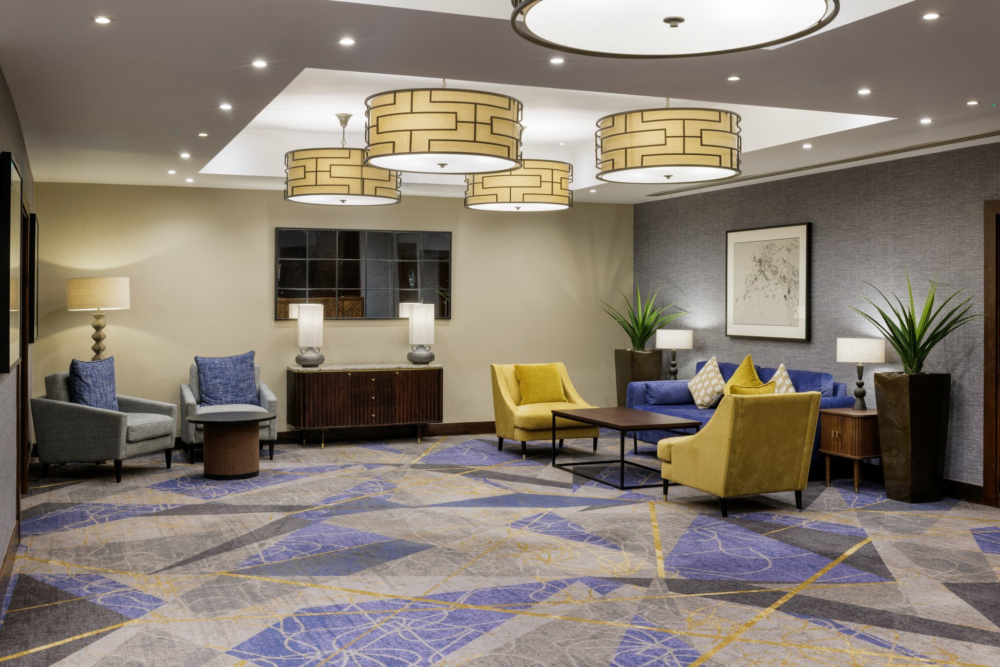 Фото Crowne Plaza London - Gatwick Airport