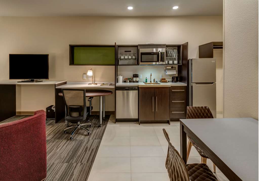 Фото Home2 Suites by Hilton Reno