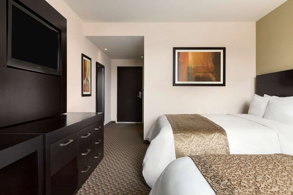 Фото DoubleTree by Hilton Queretaro
