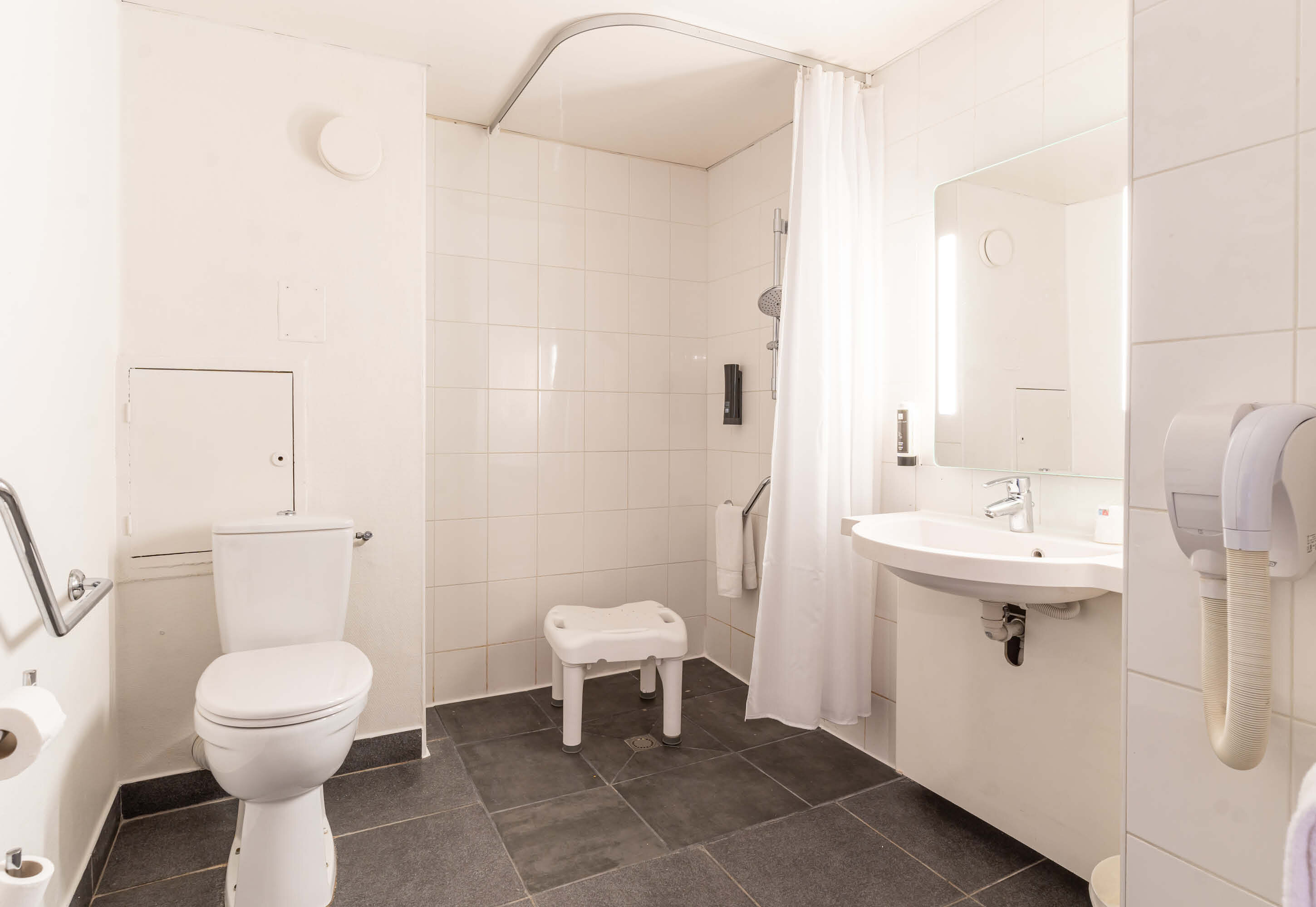 Фото B&B Hotel Marseille Prado Parc des expositions