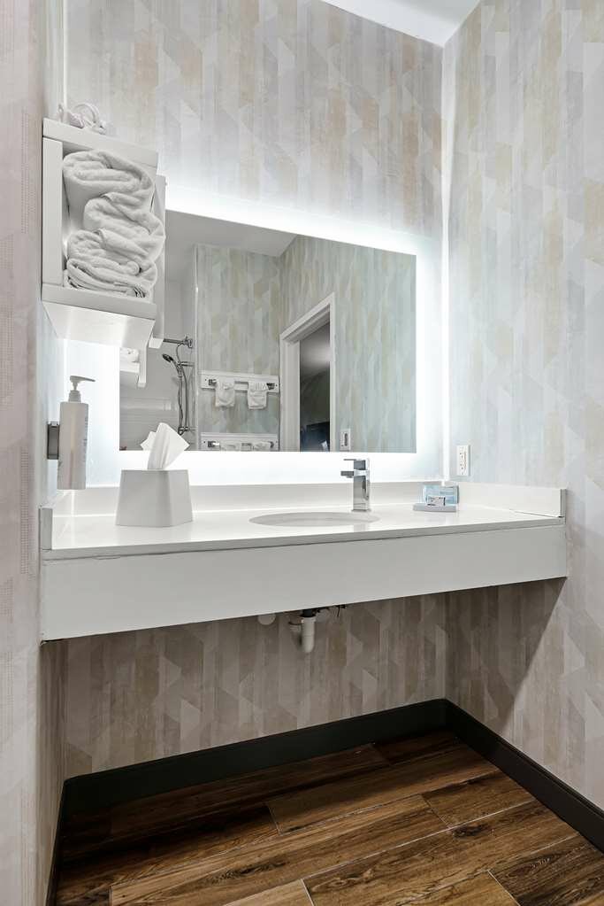 Фото Hampton Inn Seguin
