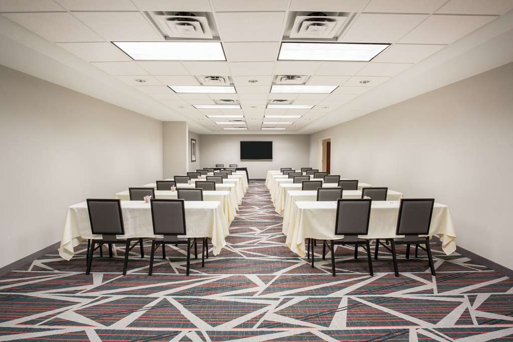 Фото Hampton Inn & Suites Denver-Downtown