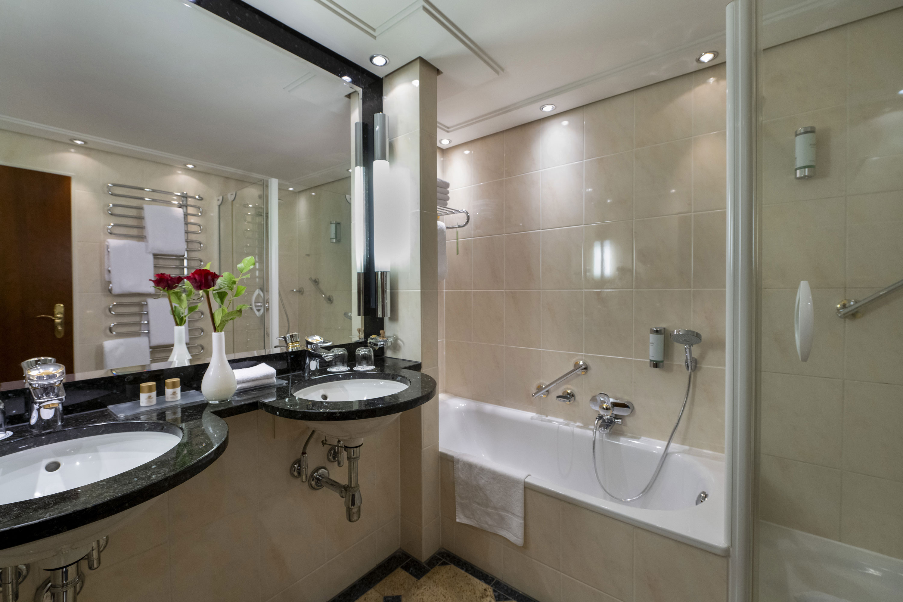 Фото Maritim Hotel Bellevue Kiel