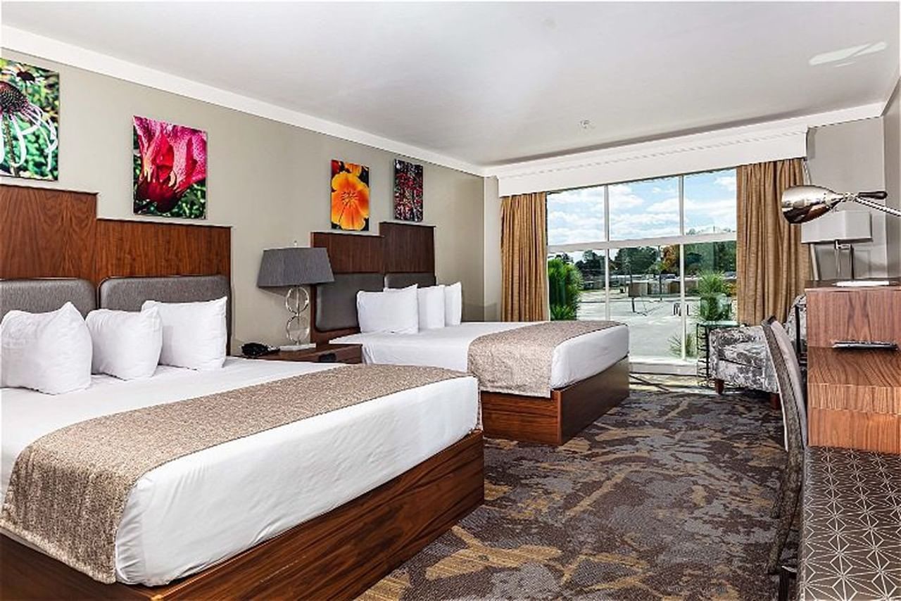 Фото The Inn at the Crossroads