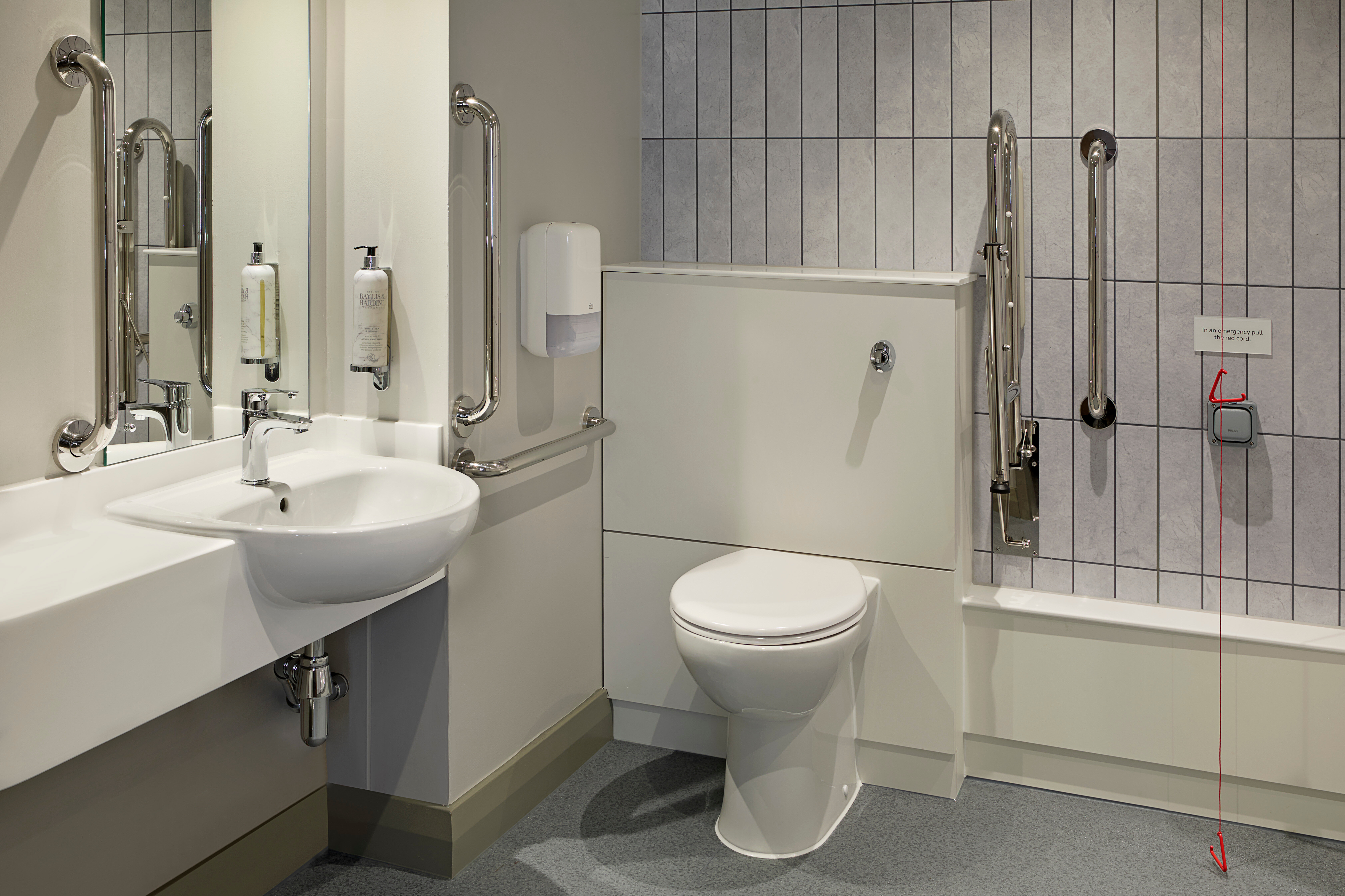 Фото 243540571806