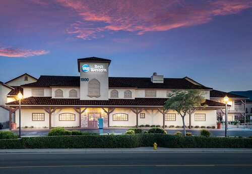 Гостиница Ayres Lodge & Suites Corona West в Короне