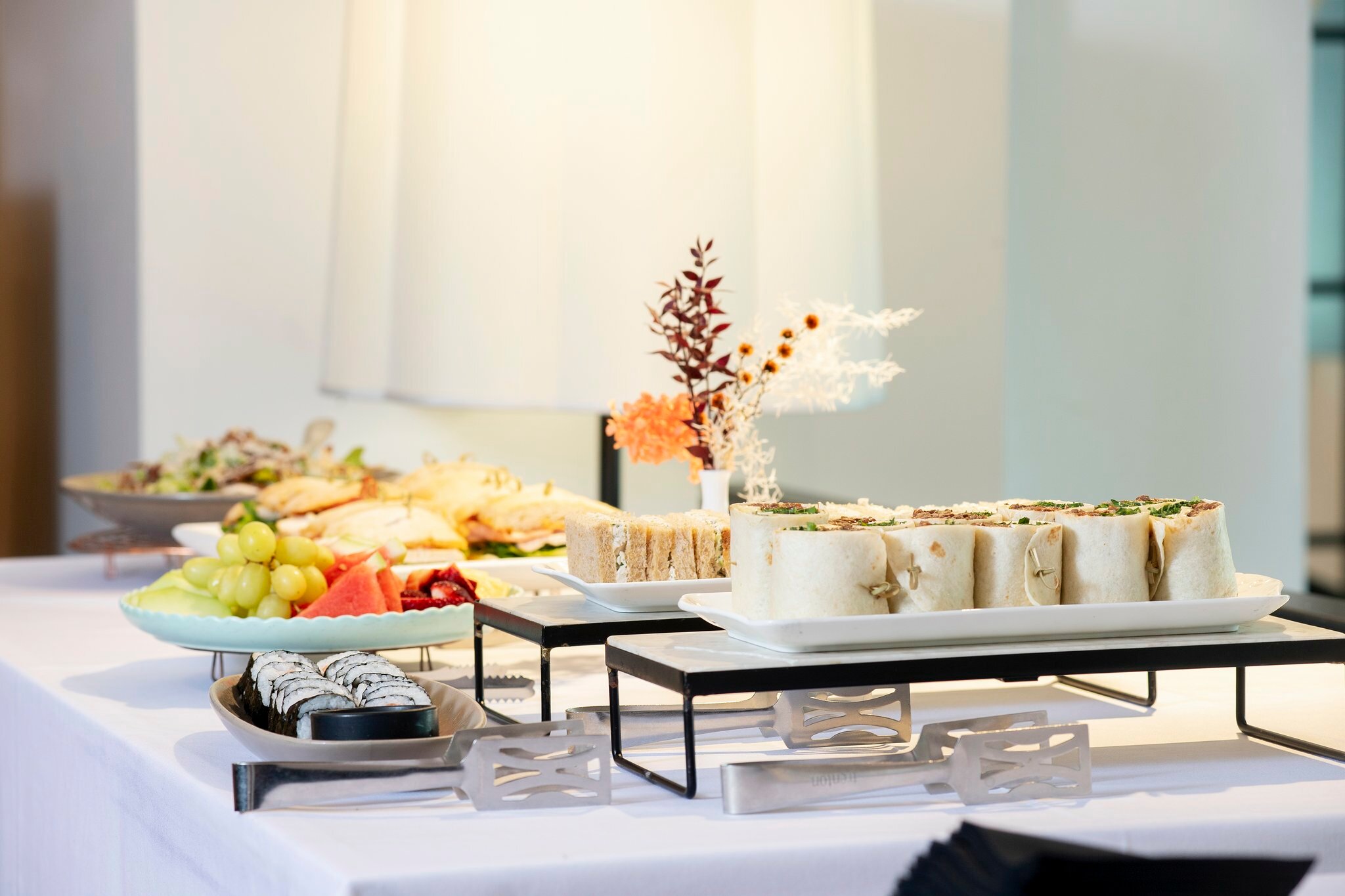 Фото Mayfair Hotel