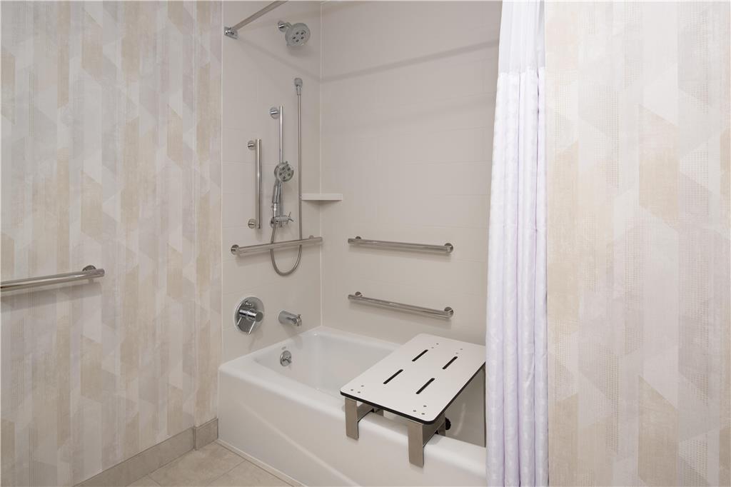 Фото Holiday Inn Express North Hollywood - Burbank Area, an Ihg Hotel