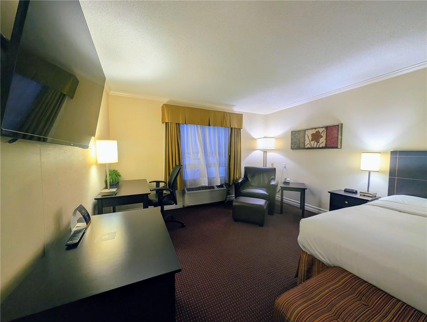 Фото Best Western Swan Castle Inn