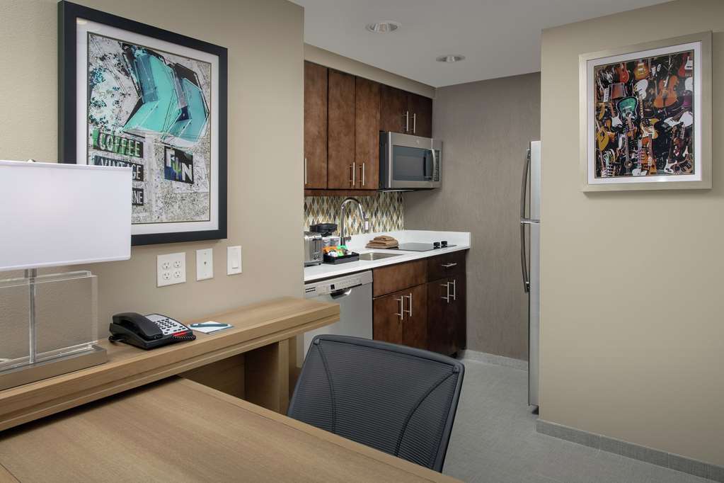 Фото Homewood Suites by Hilton Austin Downtown